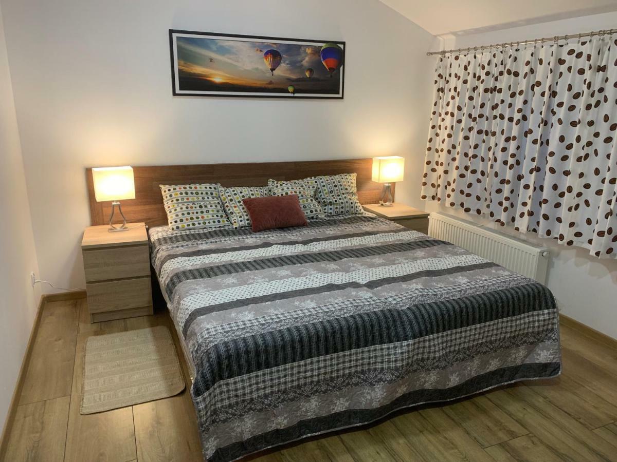 Apartamenty Podwarszawskie Stara Wies  Exteriör bild