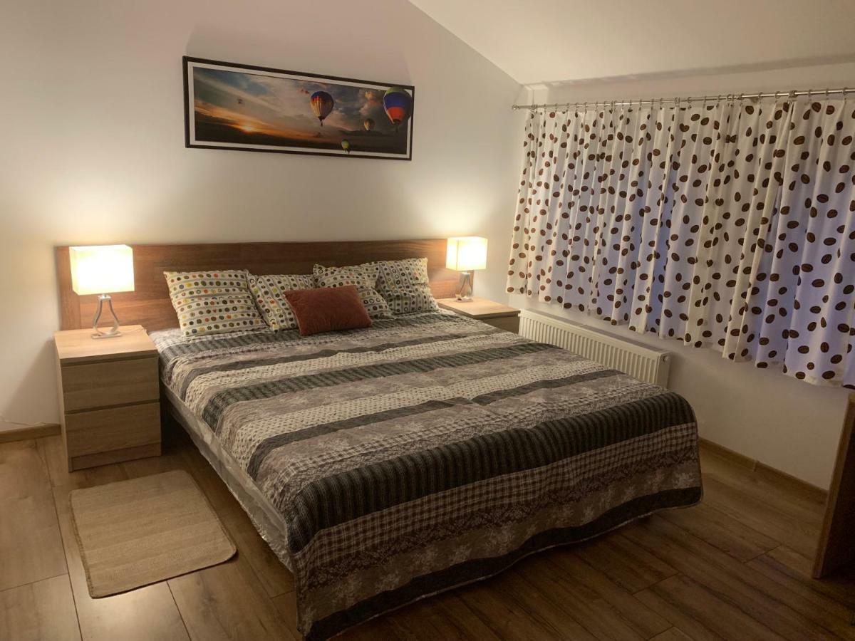 Apartamenty Podwarszawskie Stara Wies  Exteriör bild