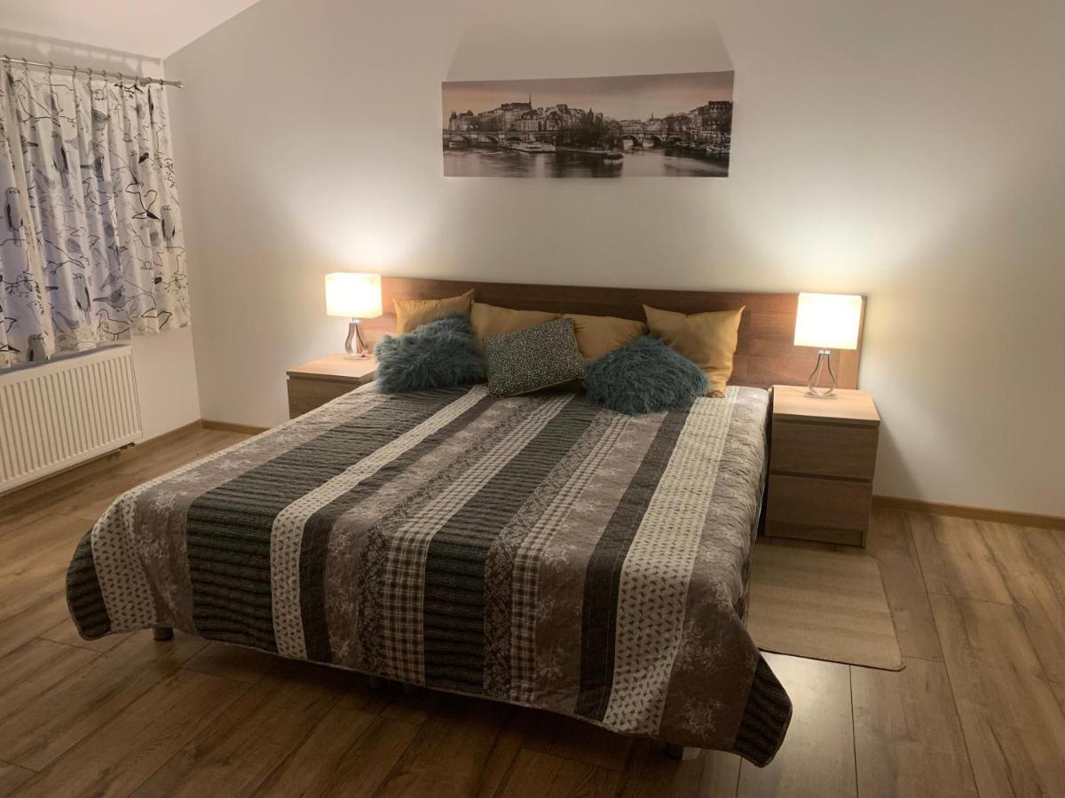 Apartamenty Podwarszawskie Stara Wies  Exteriör bild